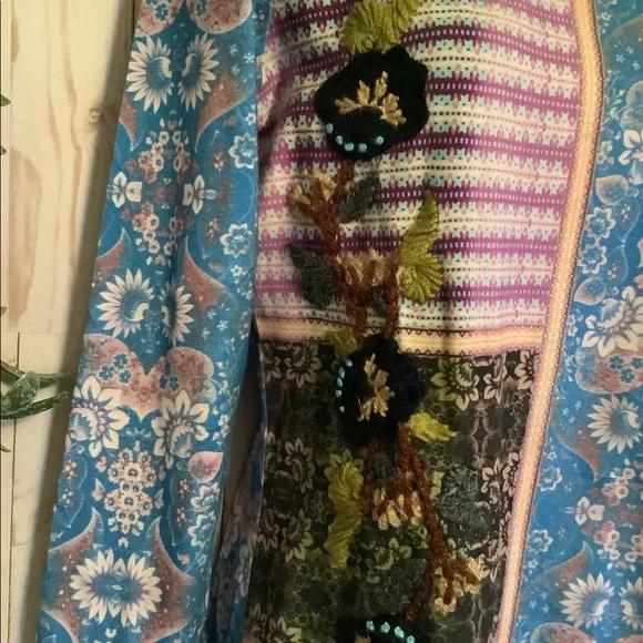 Boho Sundance embroidery and beaded top, size S - Picture 7 of 9